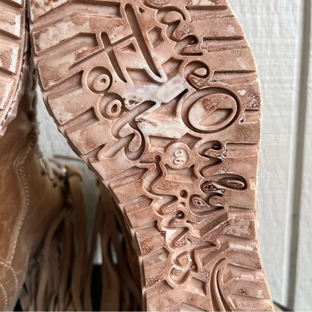 El Vaquero Italy Suede Wedge Moccasin Fringe Ankle Boots Booties Tan Size 36 / 6 - Picture 9 of 9